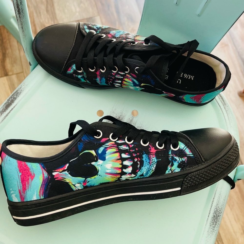 🖤☠️ Skull Sneakers ☠️🖤